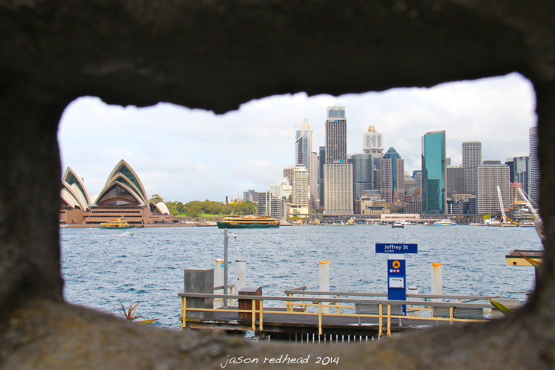  16-09-14 getting my spy on; if only there was someone interesting to spy on...the sydney opera house is pretty cool though, kirribilli point 