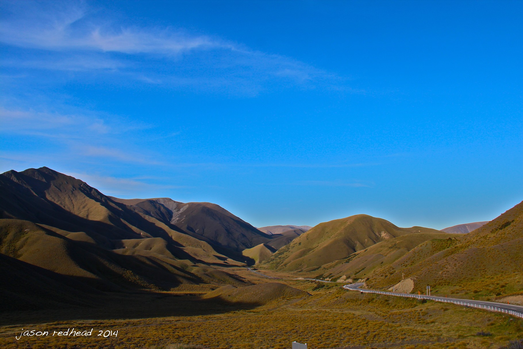 29-12-14 nine hundred and seventy one meters; this high above sea level there is hardly a sound to be heard. so peaceful. lindis pass sumit, nz