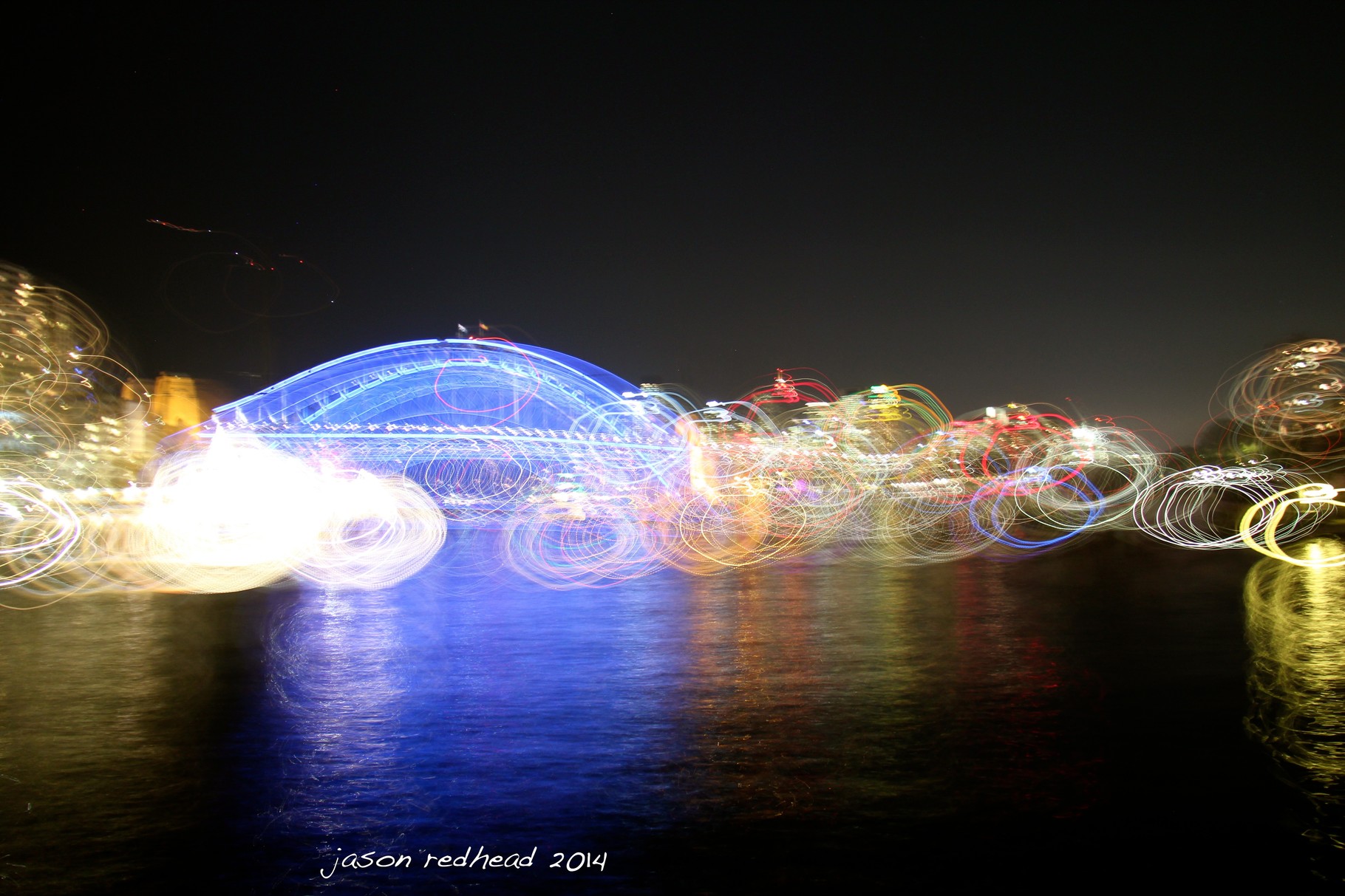  27-05-14 circling the bridge; probably easier than actually driving over the bridge. less trafic this way and so much cooler than using a tripod! lavender bay, nsw 