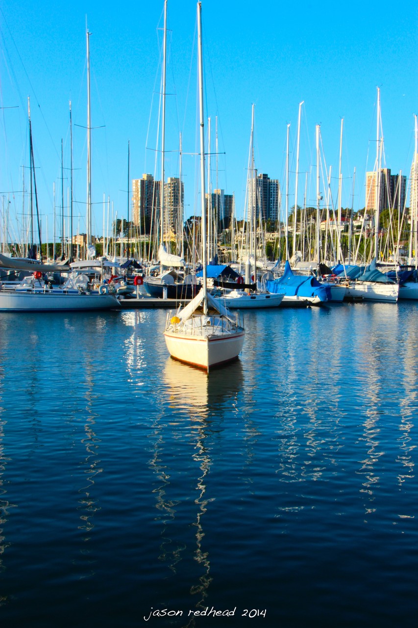  18-09-14 parallel sailing; getting my sail on...especially on this fancy boat or any of the other expensive ones in the background, in my dreams. rushcutters bay, nsw