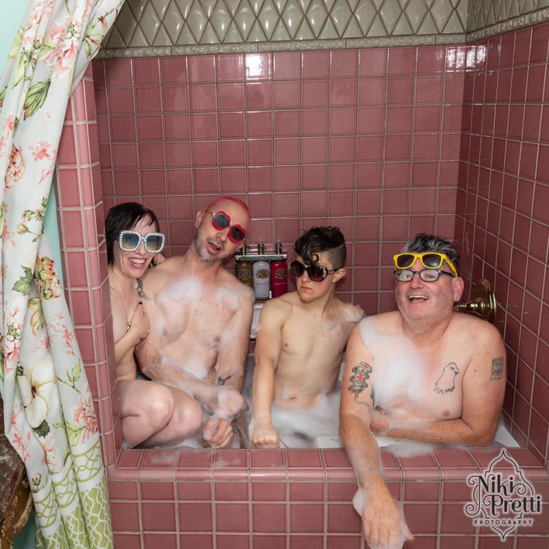 Middle-Aged Queers have released the third single off their upcoming “Shout at The Hetero” album