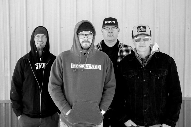 Bridge The Gap kehren mit neuer Single "In The Throes" zurück, kündigen Album an