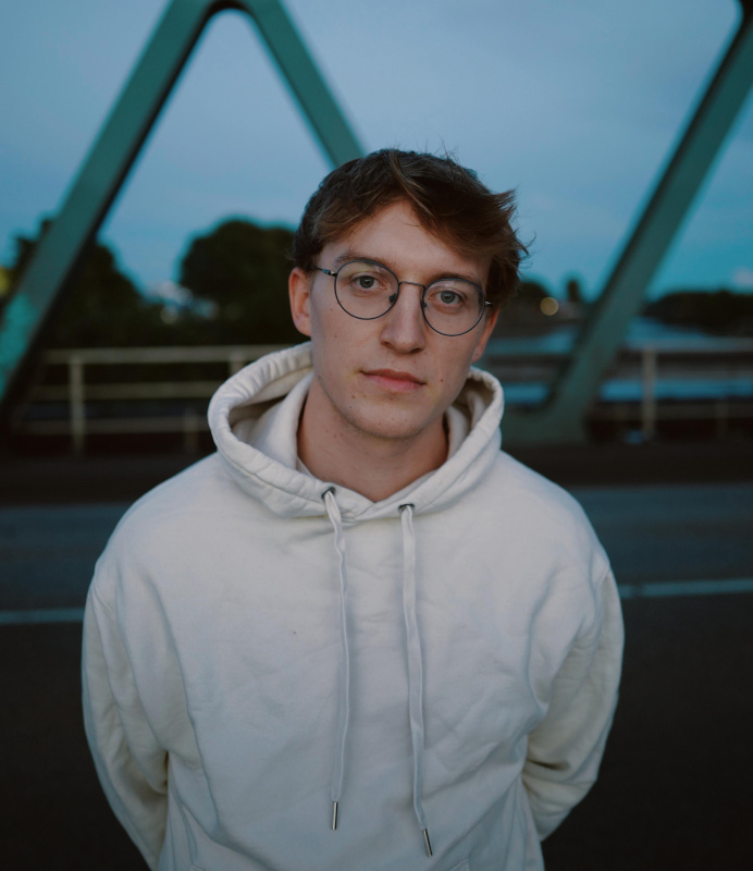"Kein Platz für die faschistische Union" - MARLO GROSSHARDT mit neuer Protest-Pop-Single