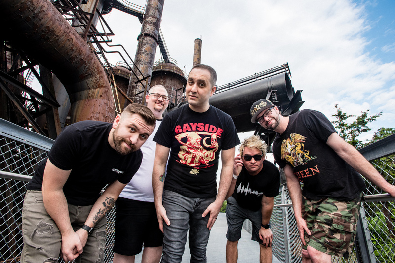 DON'T PANIC Releasing 3rd Full-Length ‘Setting up to Fail’