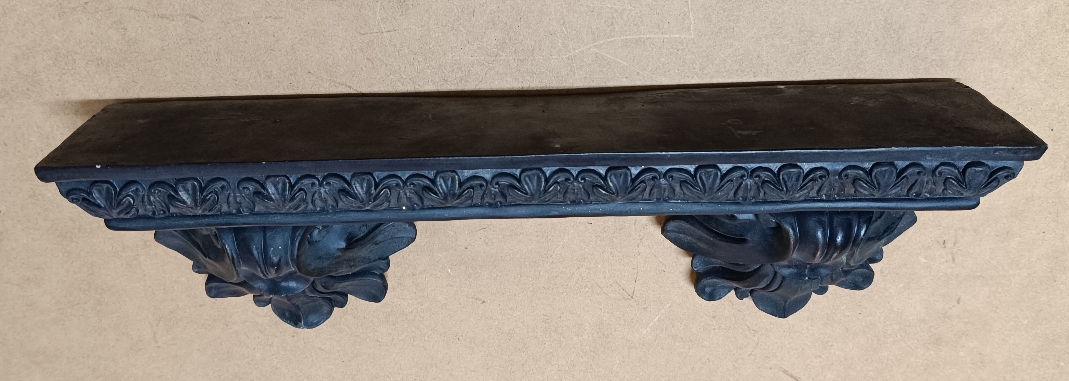 Ménsula pared resina. Ref RS028. 41x8,5x15