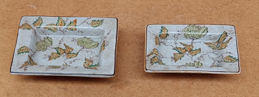Bandejas de cerámica. Ref 1392063. Grande 13x11x4. Pequeña 12x9x3
