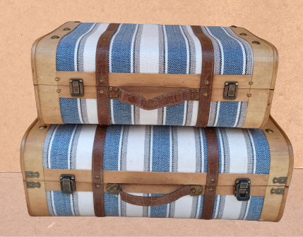 Maletas de madera rayas azul. Ref 68932. Grande 61x24x37. Pequeña 45x16x30 