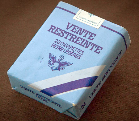 Encouragement à fumer au service militaire (16 mois de distribution gratuite de cartouches de troupes en 1966 1967)