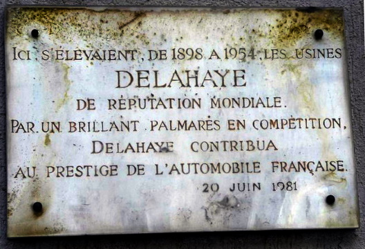 Automobiles Delahaye 10 rue du Banquier (plaque commémorative)