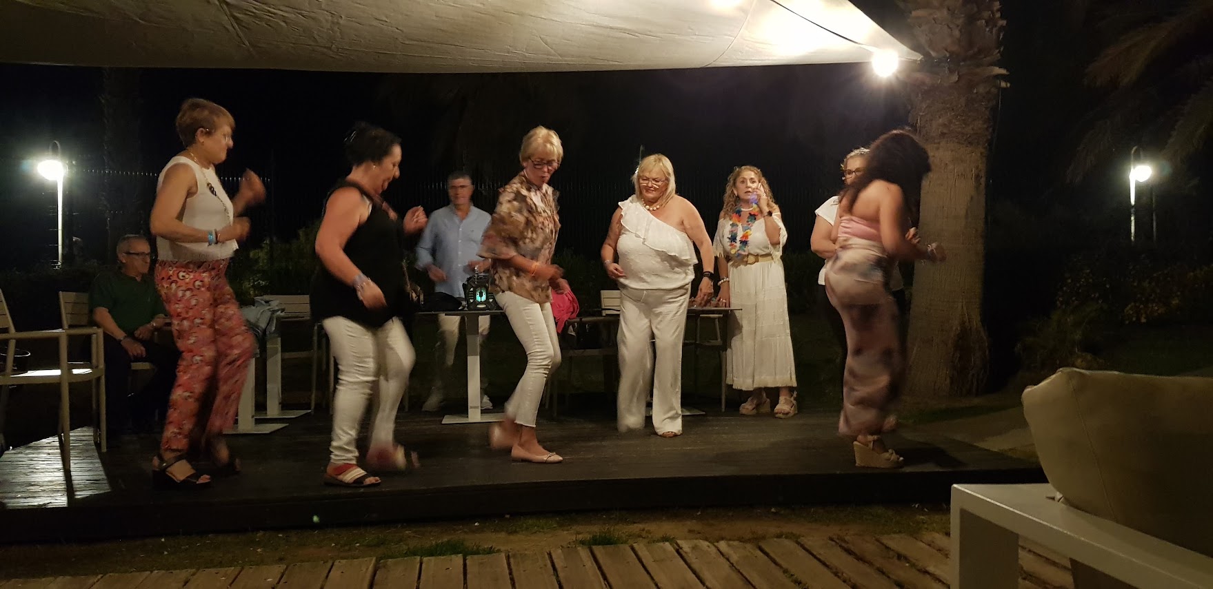 Helga Birthday-Party: Mit Tanz und internationalen Gästen