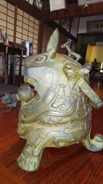 虎食人卣 虎卣 - 平松天神社 埼玉県飯能市