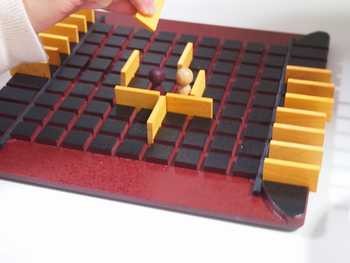 コリドール 週末ボードゲーマーズ ボードゲーム レビュー コリドール 週末ボードゲーマーズ ボードゲーム レビュー