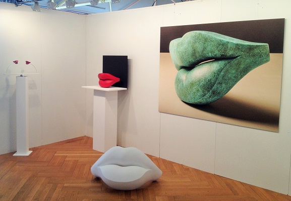 Ausstellungsstand ART INTERNATIONAL 2012 left