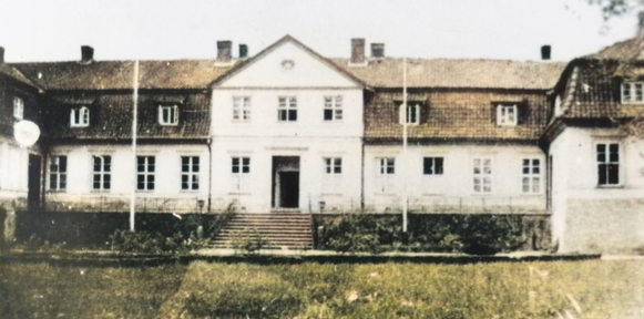 Vorderansicht Schloß Worienen