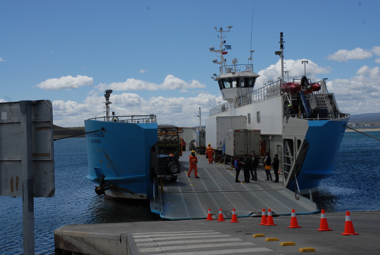 Die Fähre von Porvenir nach Punta Arenas