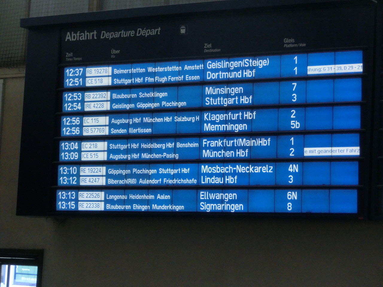 12.51 ab Ulm Hbf - Gleis 1