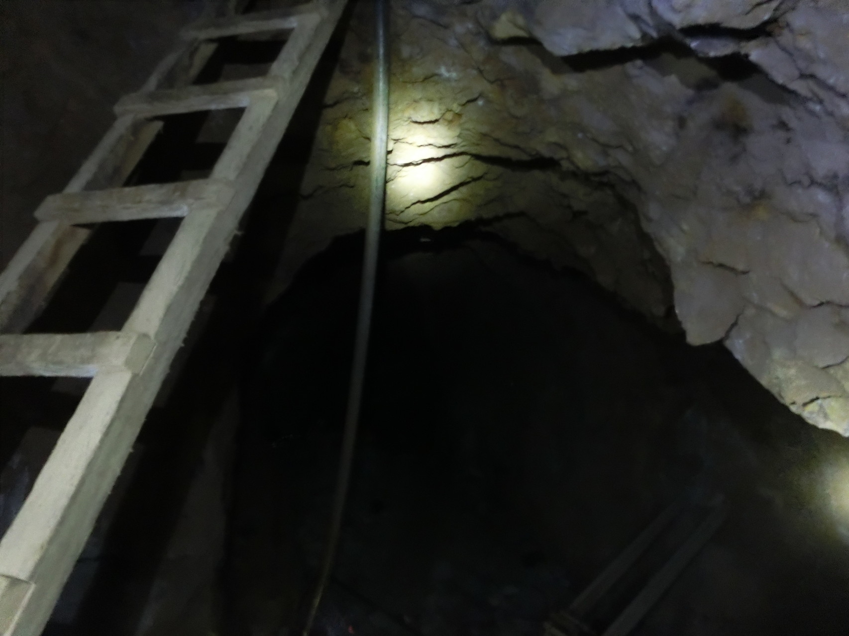 ... mussten wir ohne Absicherung kriechen