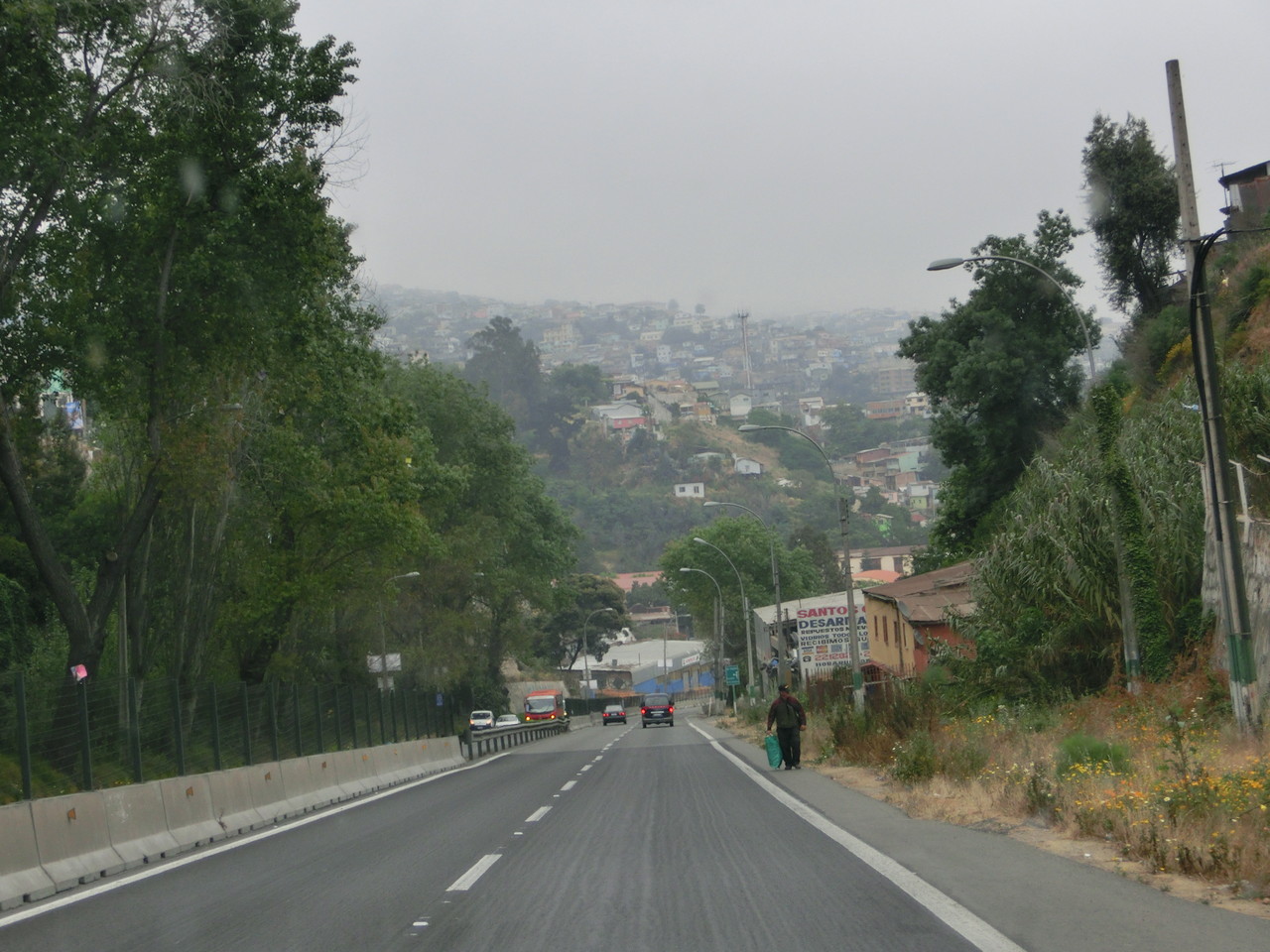 Valparaiso empfängt uns frio y nebuloso