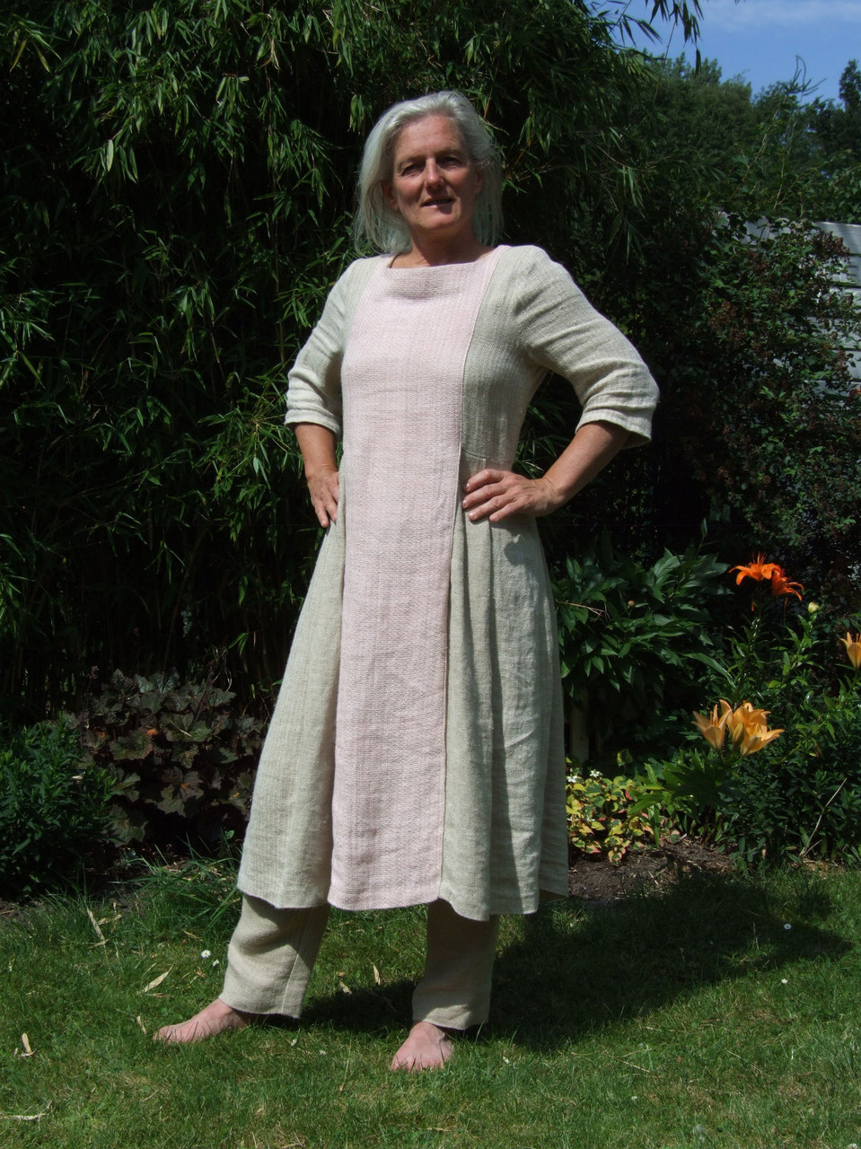 Kleid mit Hose,  Material – Leinen, Bindung – Köper