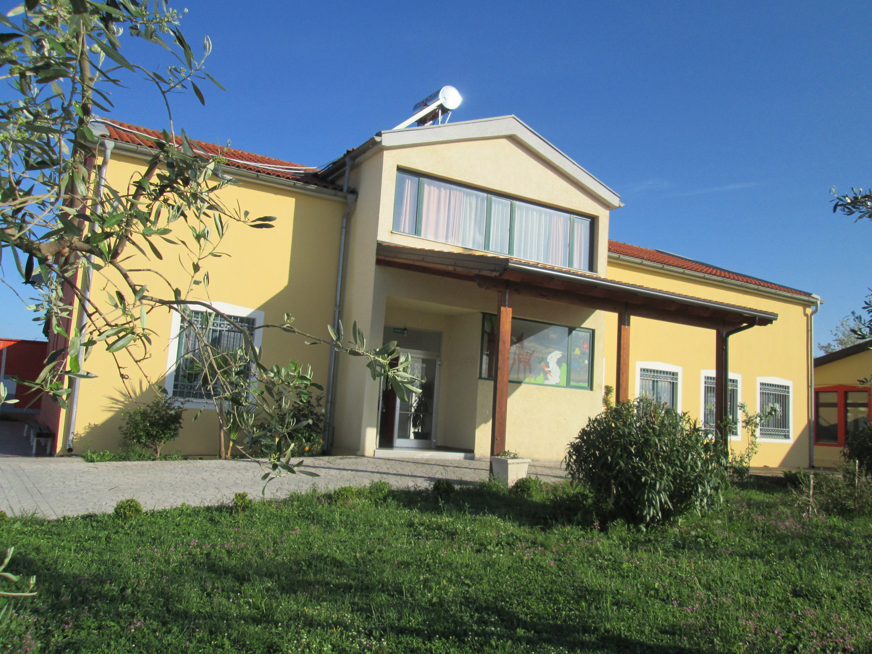 Scuola Materna (Velipoja, Albania)