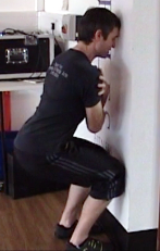 'Squat Depth' leg strength & flexibility