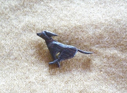 走る犬 ウエンジュ