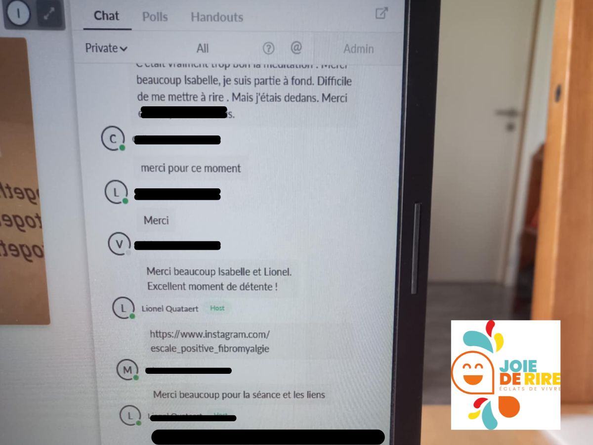 Le rire en mode sourdine : du yoga du rire sans image ni son