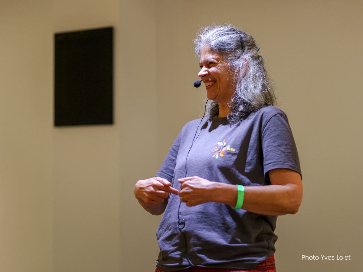 Comment provoquer un rire sans raison ?