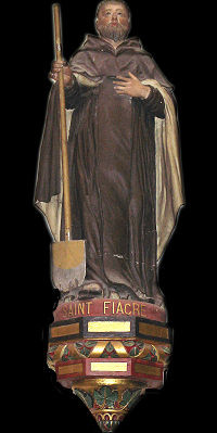 Statue Eglise Saint Hilairedu Harcouët Manche