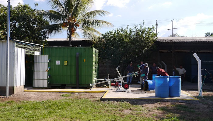 Proyecto I+D aprovechamiento de gallinaza pura para la produccion de biogás