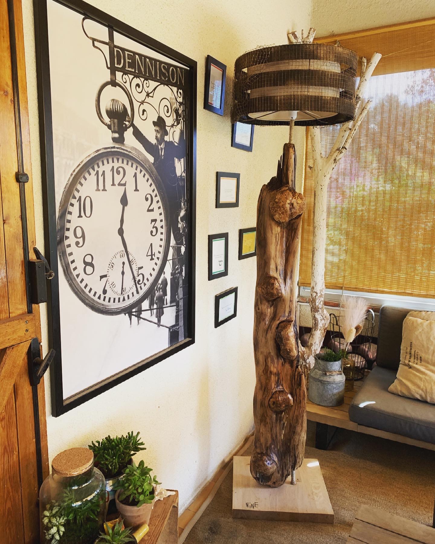 Lampe en bois flotté artisanale fait main