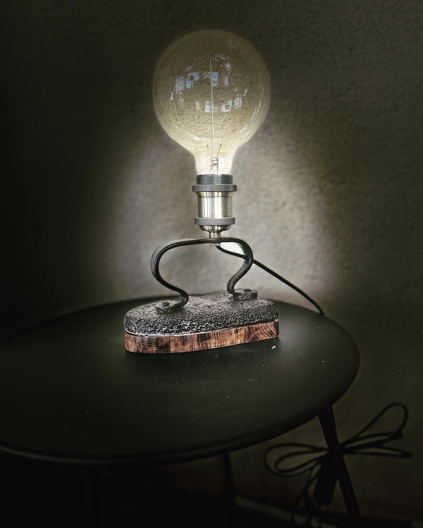 Lampe industrielle artisanale