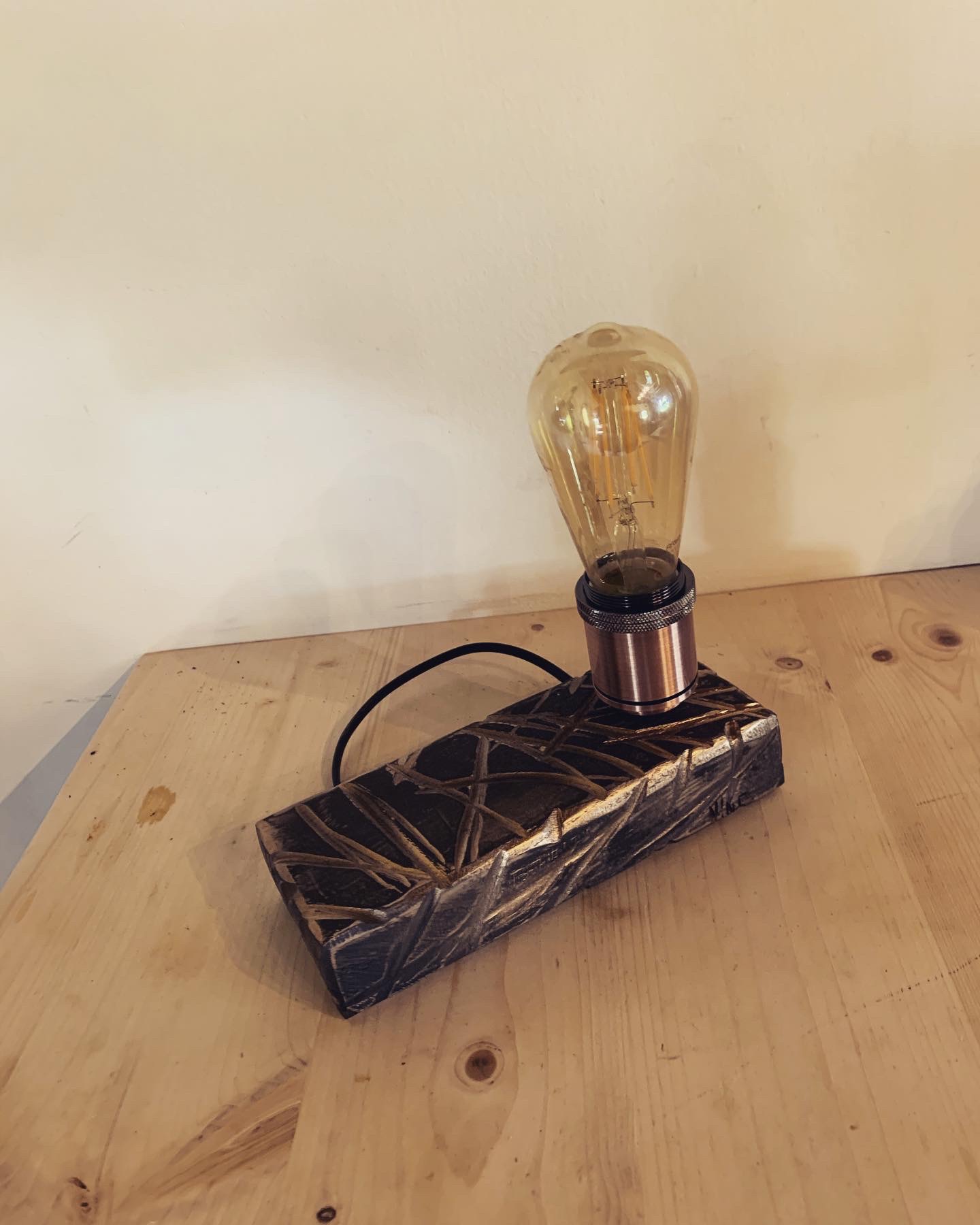 Lampe artistique artisanale