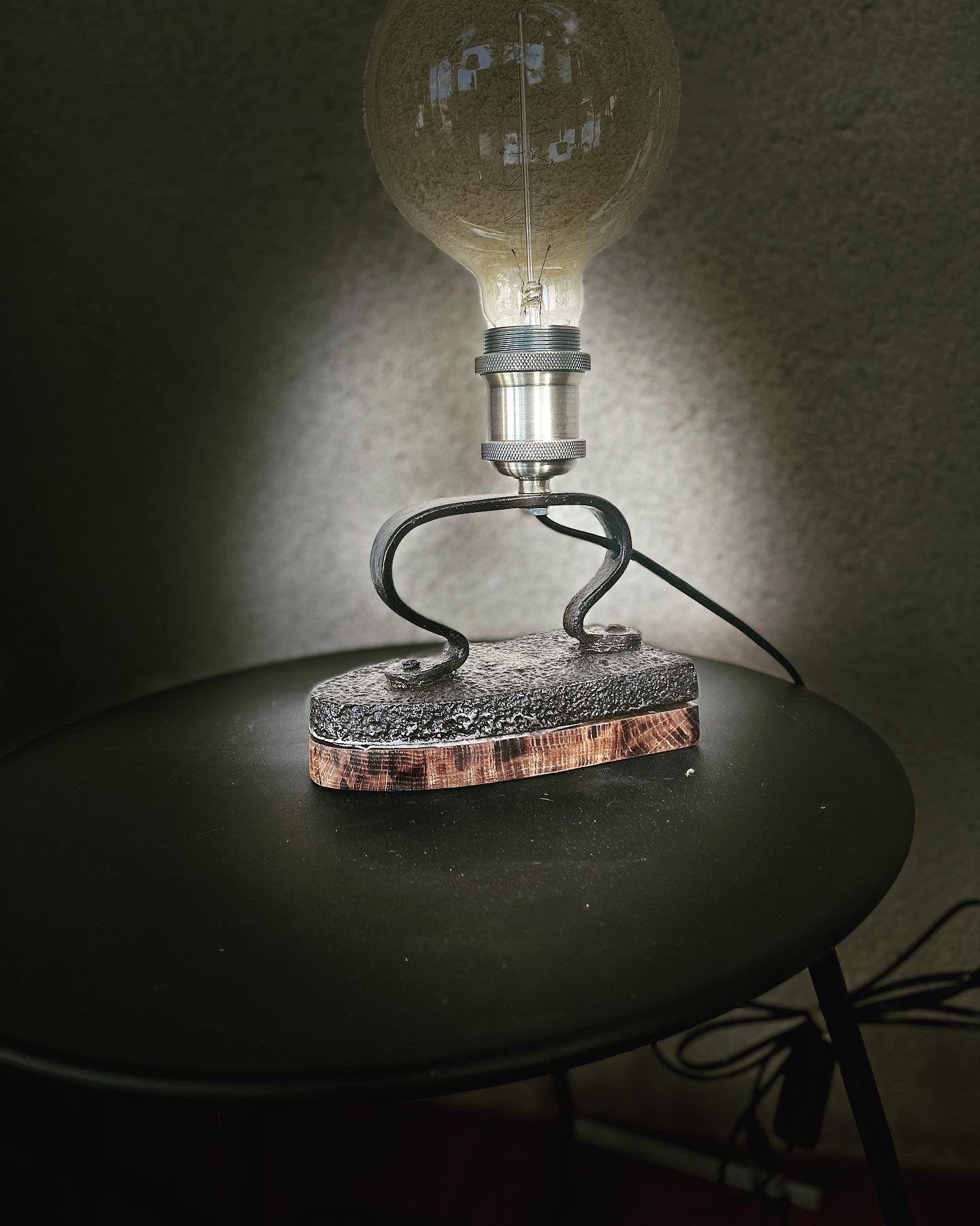 Lampe industrielle artisanale