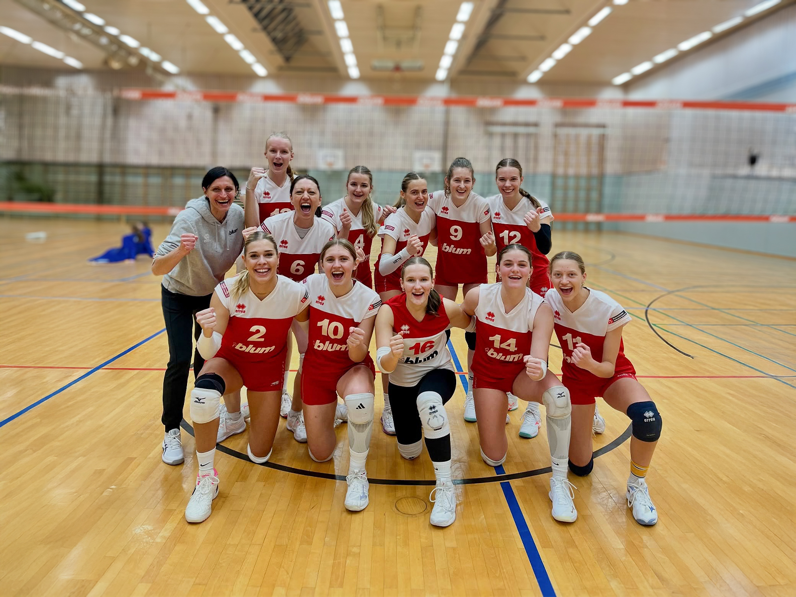 Derbysieg im ersten Heimspiel: VBC Höchst übernimmt Tabellenführung