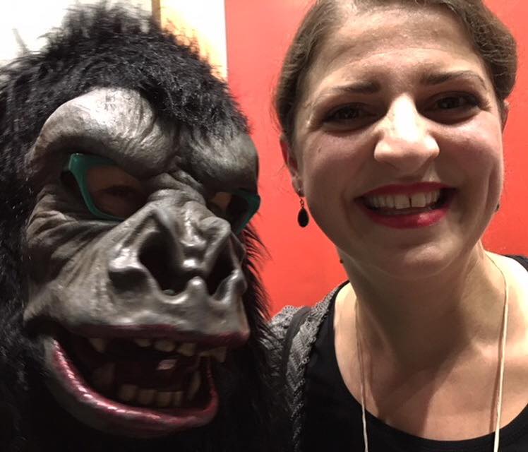 Guerrilla Girl Käthe Kollwitz mit Zoë MacTaggart