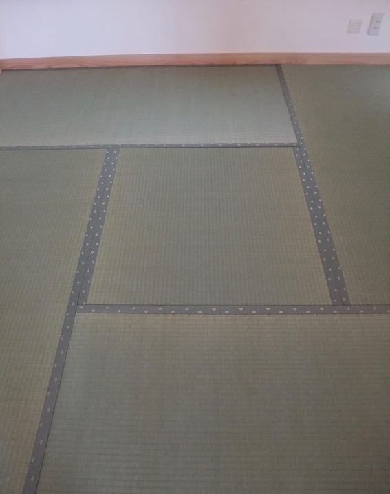 2014.04.12 畳も入りました。