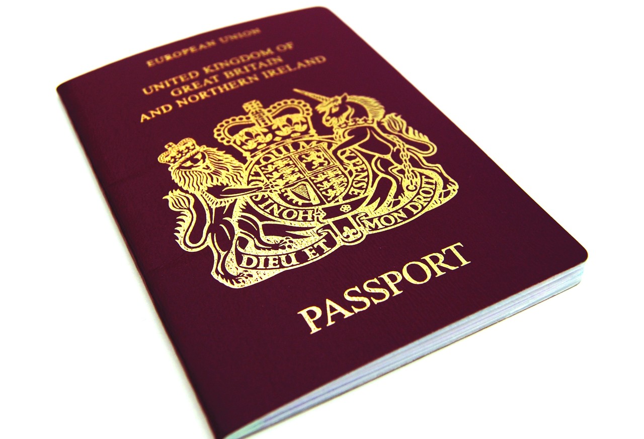 APPLYING FOR THE GOLDEN VISA Mobexma. Mobility and expat management