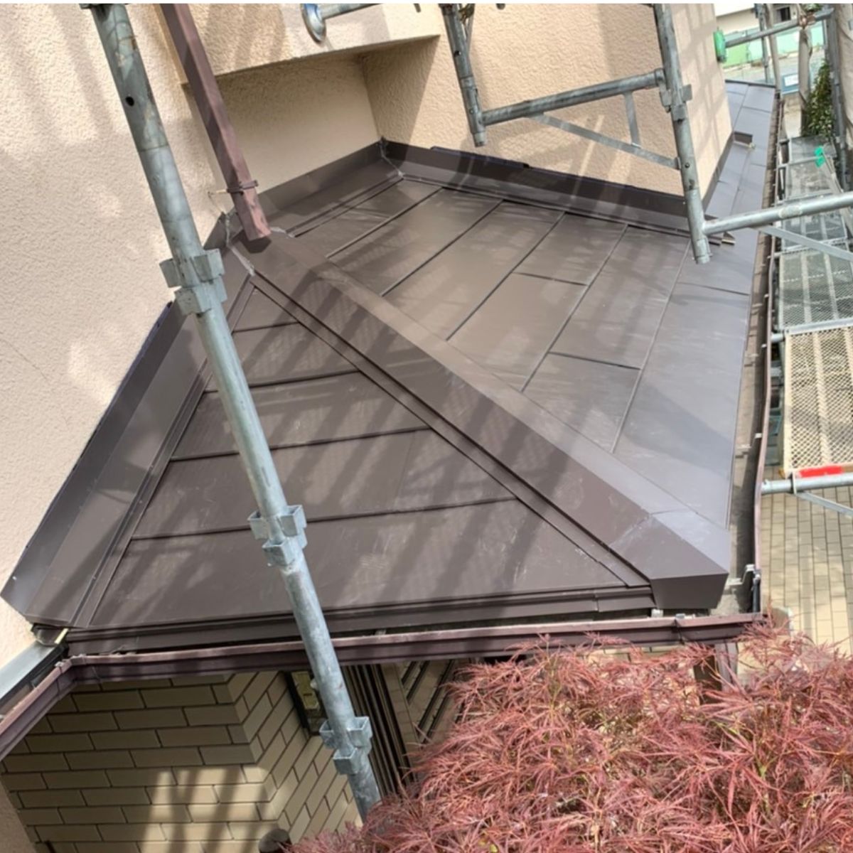 【施工後】下野1階部分の屋根も施工完了