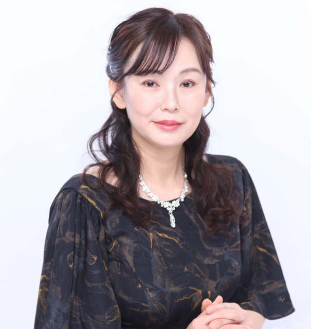 鶴川のピアノ教室講師の紹介画像