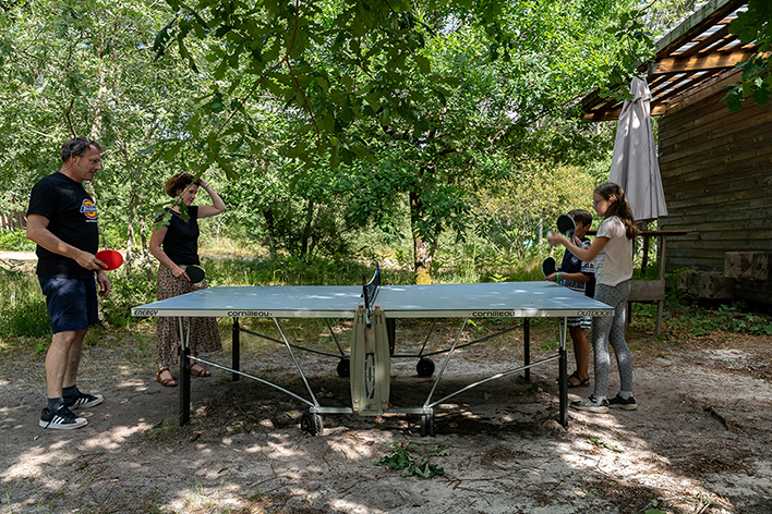 Pour les activités et les animations pendant vos vacances, par exemple la table de ping pong 