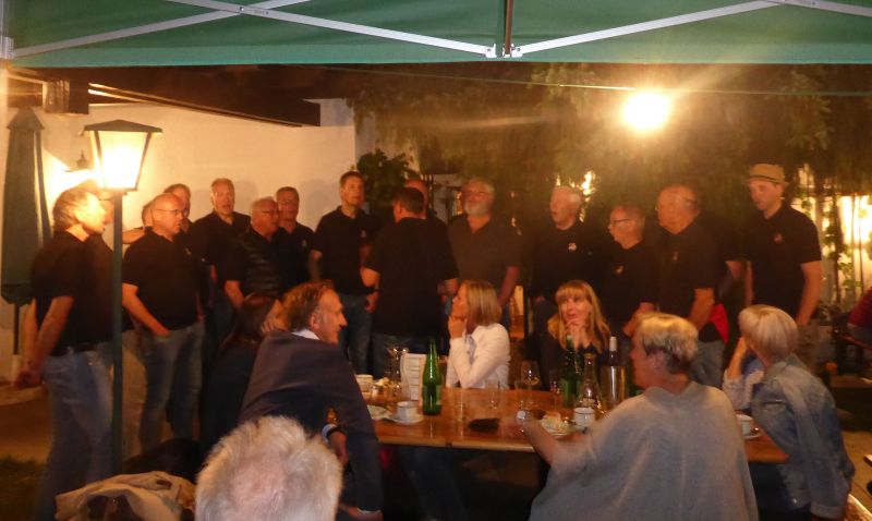 in Perchtoldsdorf Wir  singen auch mit!