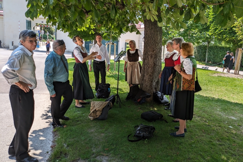 Einsingen beim Hauptor