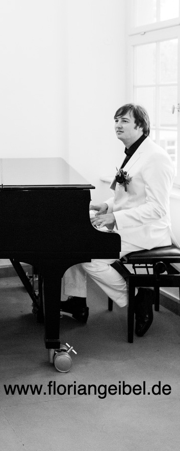 Hochzeitssänger und Pianist für Dinnermusik Gellmersbach