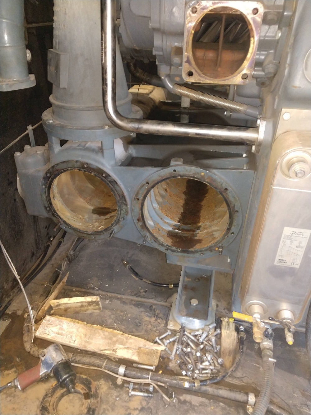 Mantenimiento de 16000 hrs ZR400