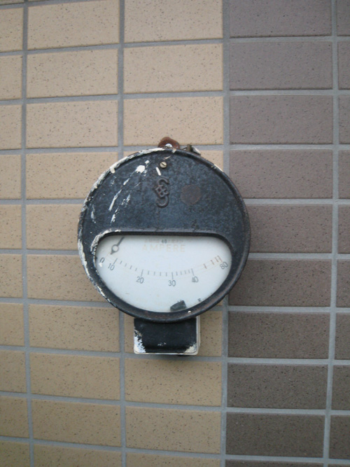 アンペアメーター