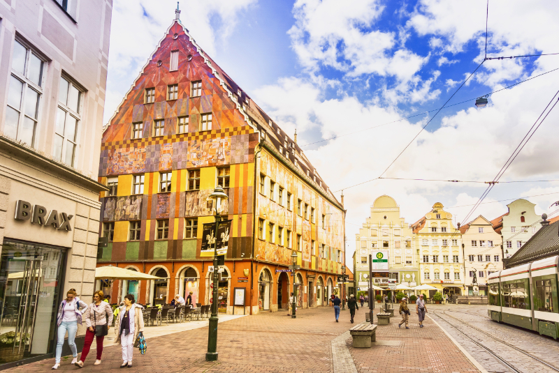 Weberhaus - Zunfthaus der Weber mitten in der Stadt