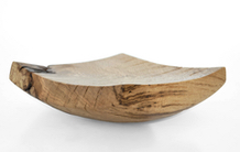 Jörg Pietschmann · V21624 · Oak #collectibledesign #vessel #bowl #woodworking #interiordesign #woodsculptures #art #woodart #wooddesign #decorativewood #originalartwork #modernwoodsculpture #joerg pietschmann #oldwood #functionalsculpture #artfurniture