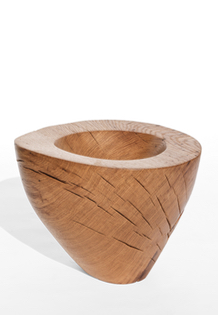 Jörg Pietschmann · V21114 · Oak, collectible design, vessel, bow, interiordesign, woodsculptures, art, woodart, wooddesign, decorativewood, originalartwork, modernwoodsculpture, joerg pietschmann, oldwood, functional sculpture, artfurniture