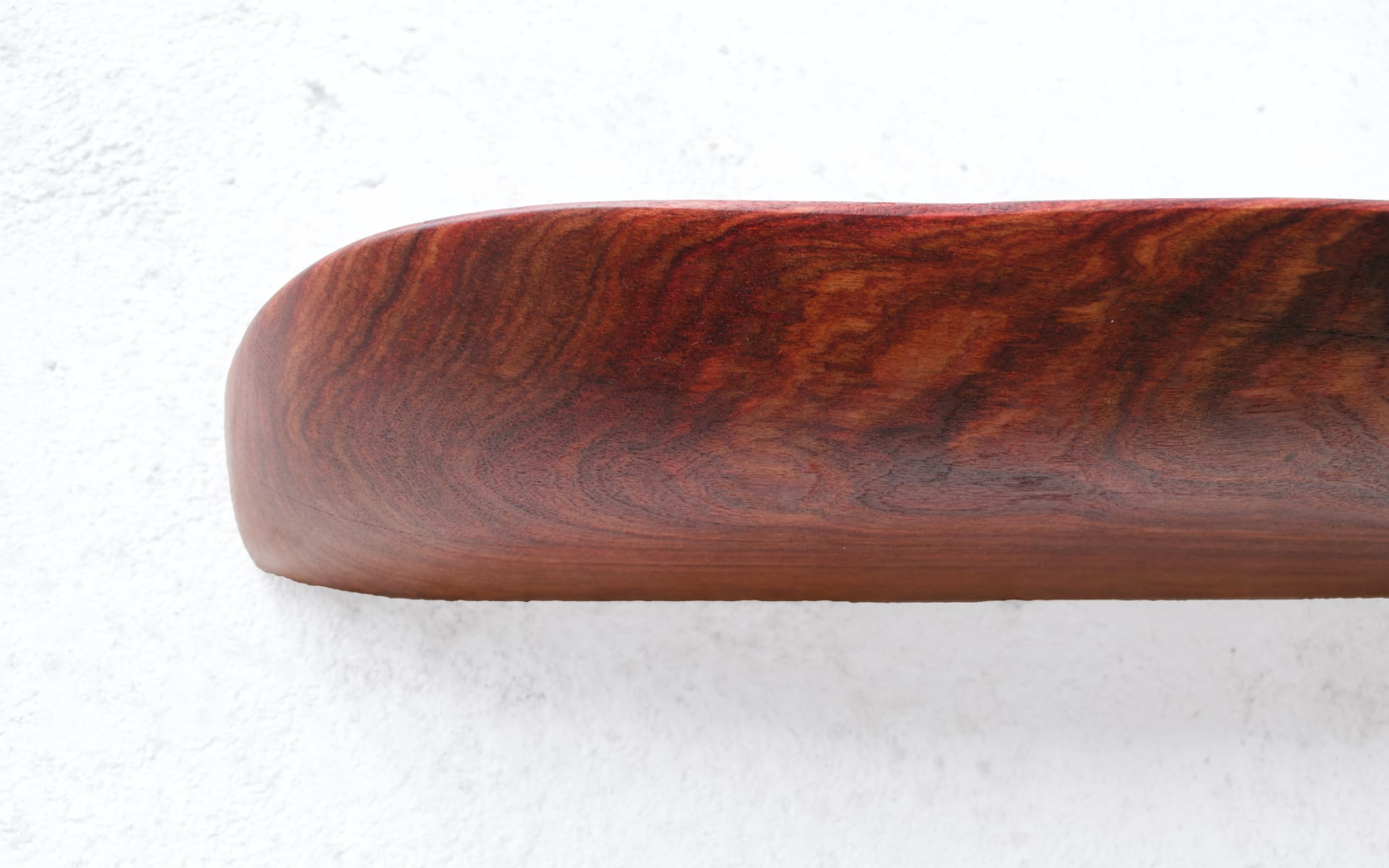 wall shelf by Jörg Pietschmann